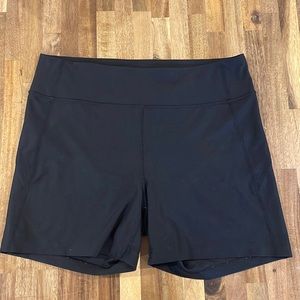 Outdoor voices bike shorts, 5”